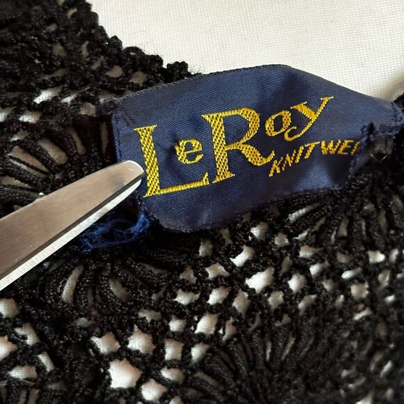 LeRoy Knitwear Vintage Black Crochet Top | EUC | Scalloped Hem - Picture 4 of 5